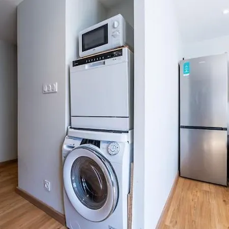 アパート Proche Gem Et Gare: 3 Chambres-clim-balcon-wifi